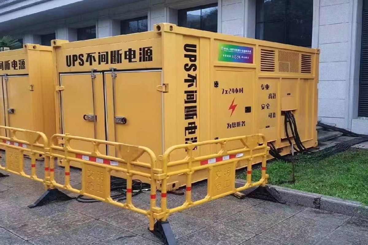 芦淞发电机租赁施工现场